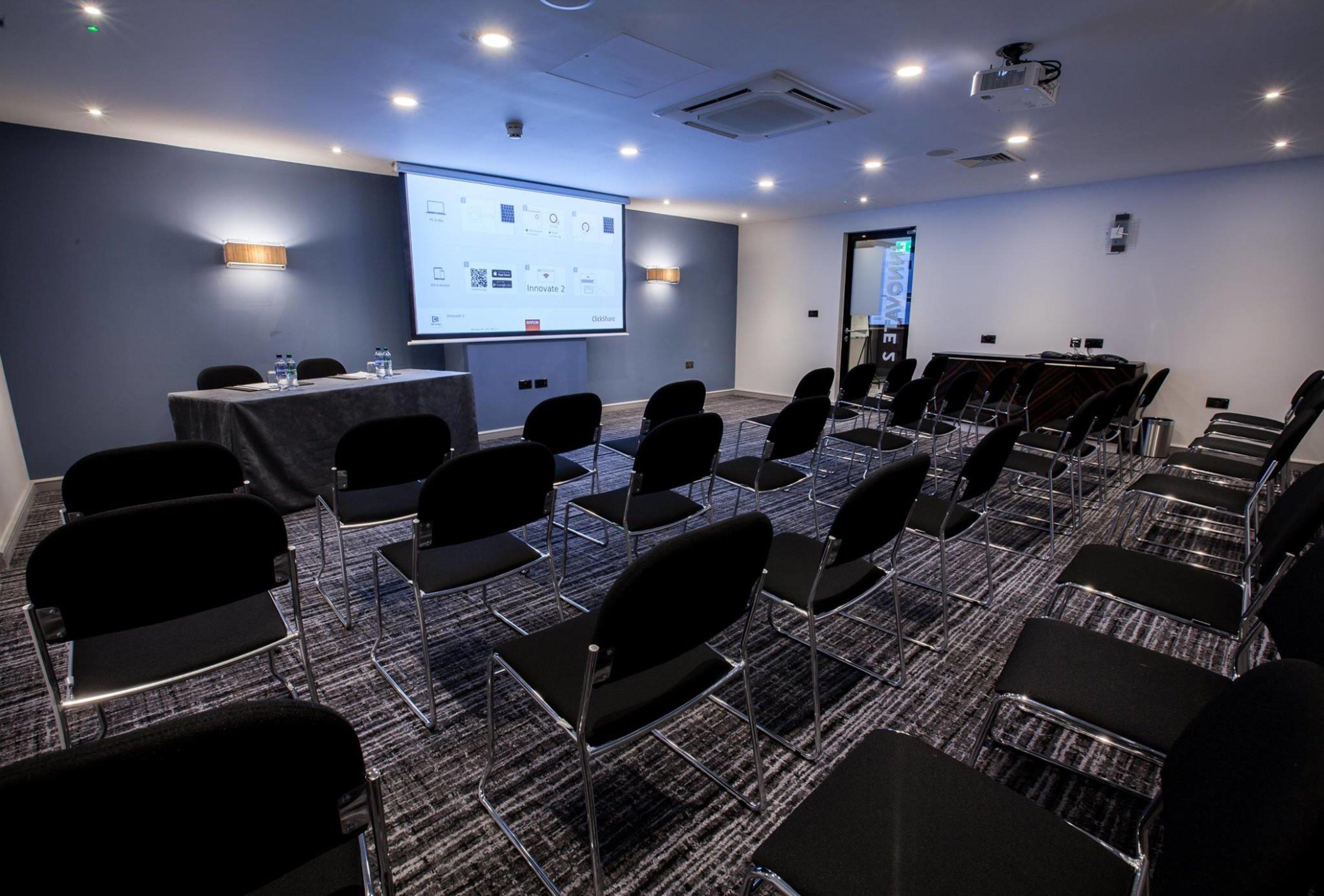 Holiday Inn Birmingham City By Ihg Bagian luar foto