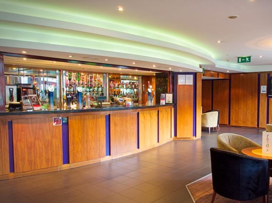 Holiday Inn Birmingham City By Ihg Bagian luar foto