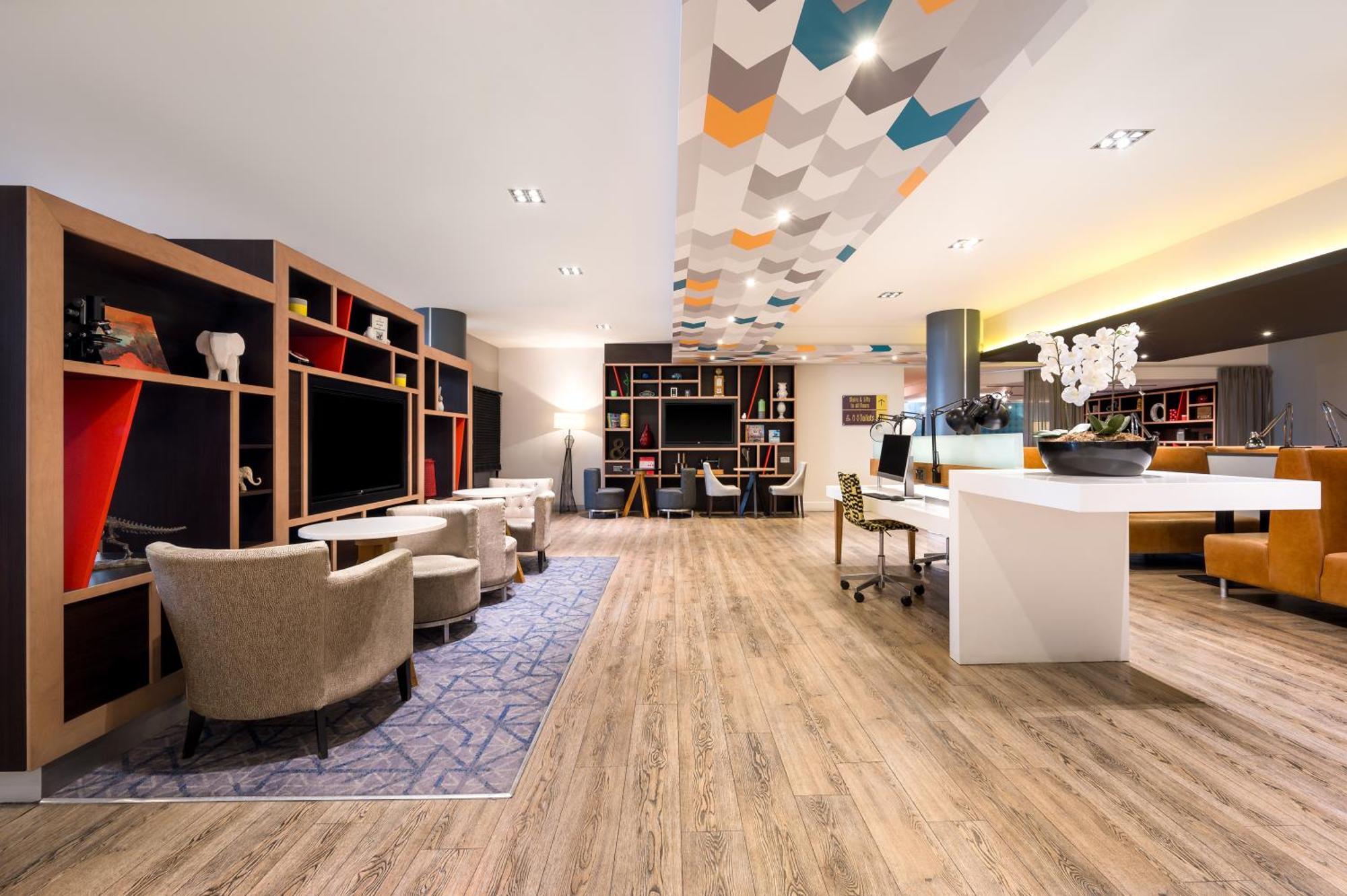 Holiday Inn Birmingham City By Ihg Bagian luar foto