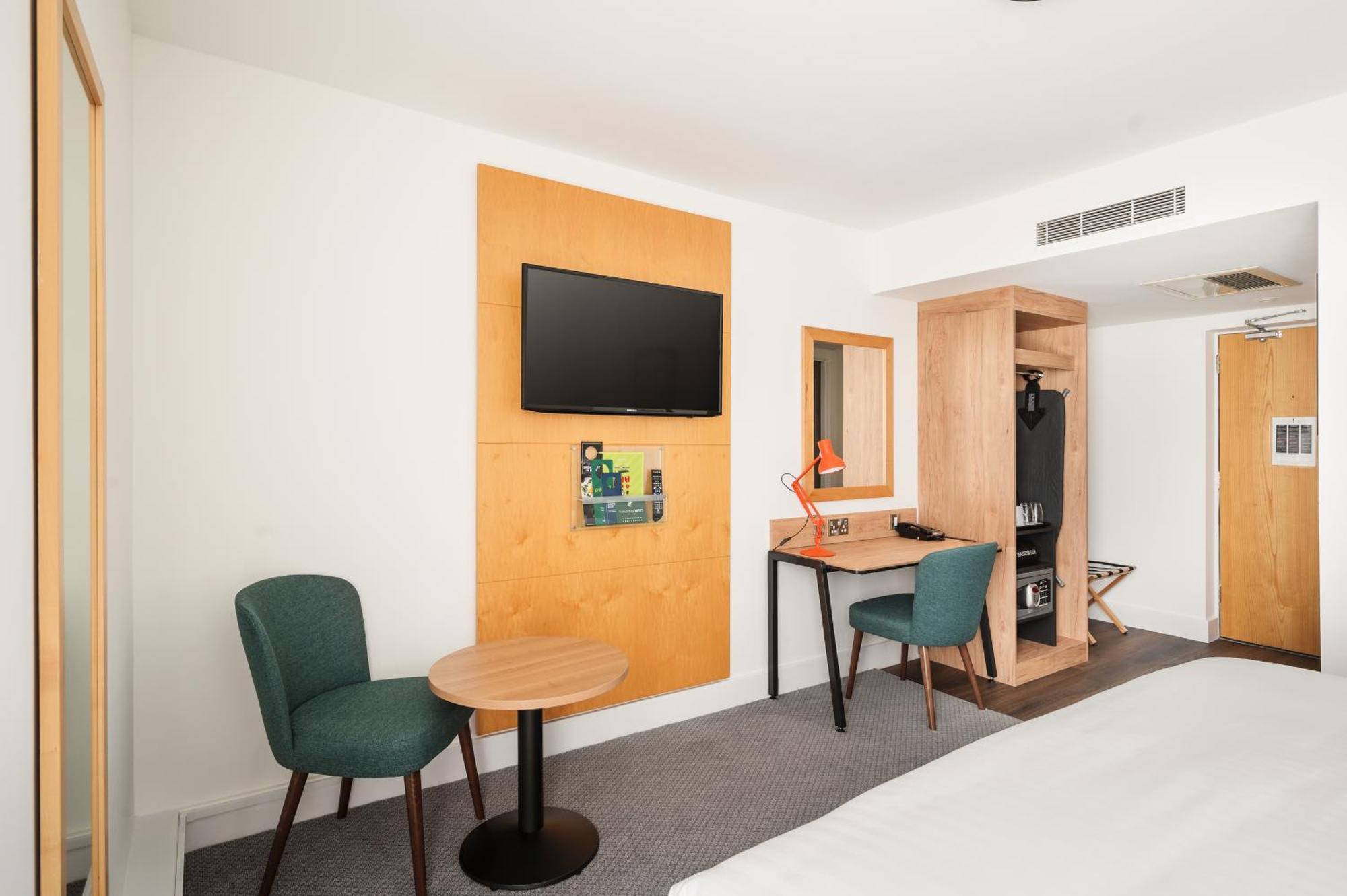 Holiday Inn Birmingham City By Ihg Bagian luar foto